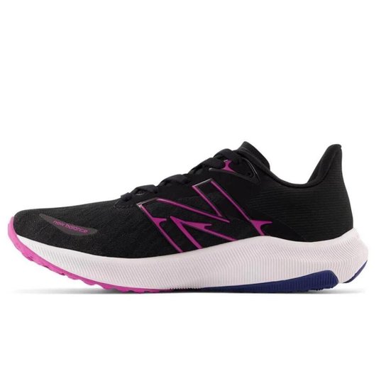 Tênis New Balance Fuelcell Propel V3