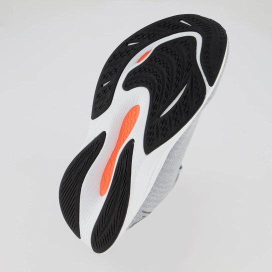 Tênis New Balance Fuelcell Propel V4 Cinza e Branco