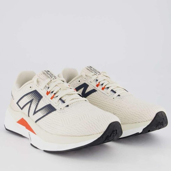 Tênis New Balance Fuelcell Propel V5 Bege