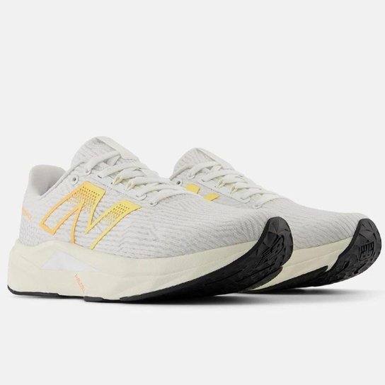 Tênis New Balance Fuelcell Propel V5 Feminino