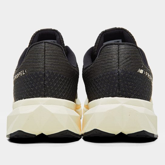 Tênis New Balance Fuelcell Propel V5 Masculino