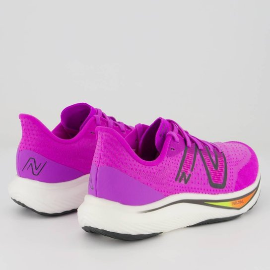 Tênis New Balance Fuelcell Rebel V3 Feminino Roxo
