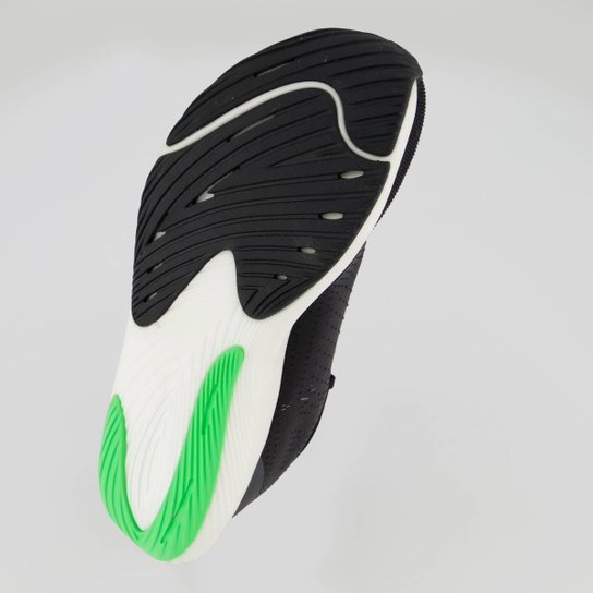 Tênis New Balance Fuelcell Rebel V3 Preto e Verde