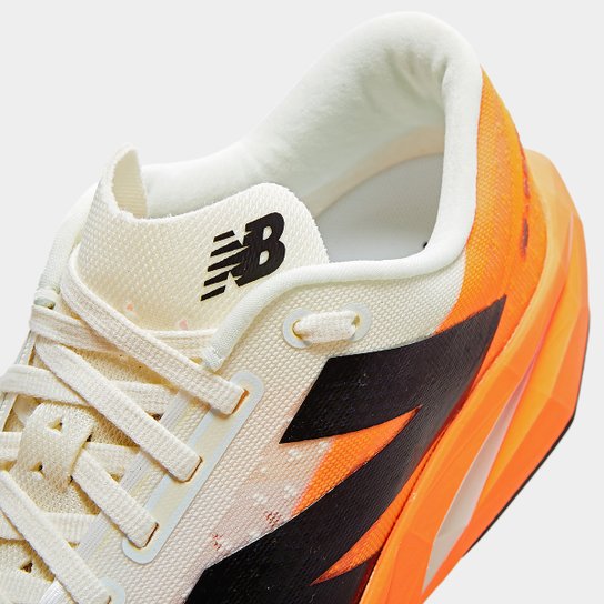 Tênis New Balance Fuelcell Rebel V4 Feminino