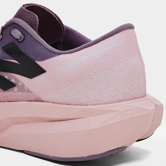 Tênis New Balance Fuelcell Rebel V4 Feminino