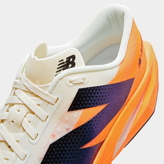Tênis New Balance Fuelcell Rebel V4 Masculino