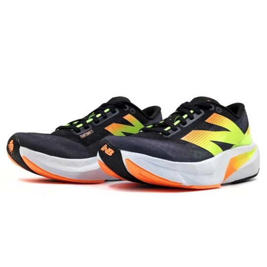 Tênis New Balance Fuelcell Rebel V4 Masculino