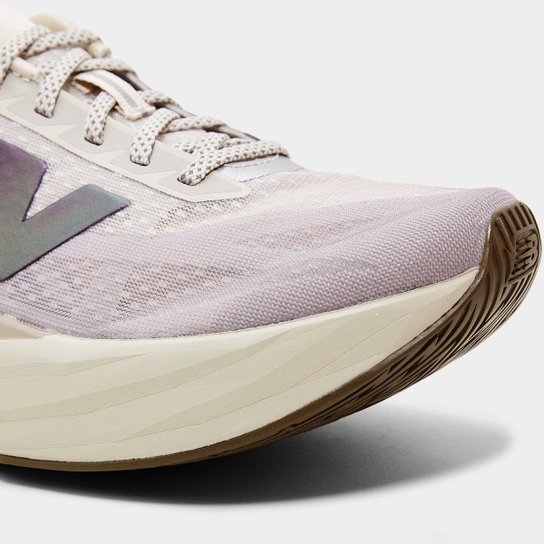 Tênis New Balance Fuelcell Rebel V5 Feminino