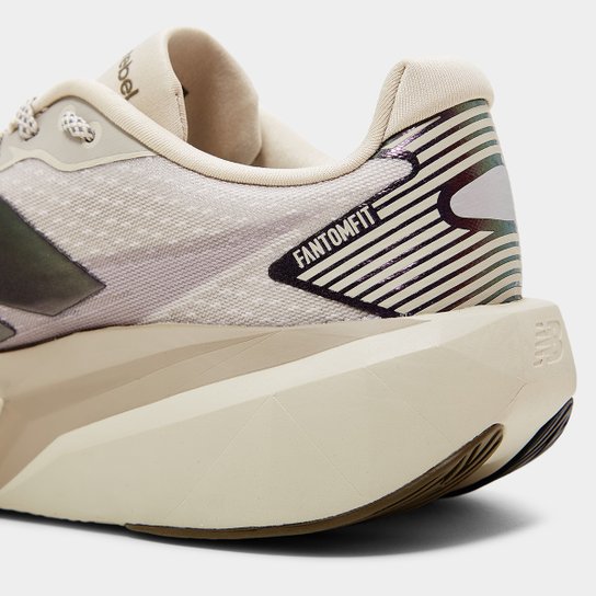 Tênis New Balance Fuelcell Rebel V5 Feminino