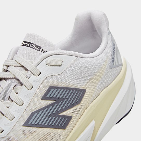Tênis New Balance Fuelcell Rebel V5 Masculino