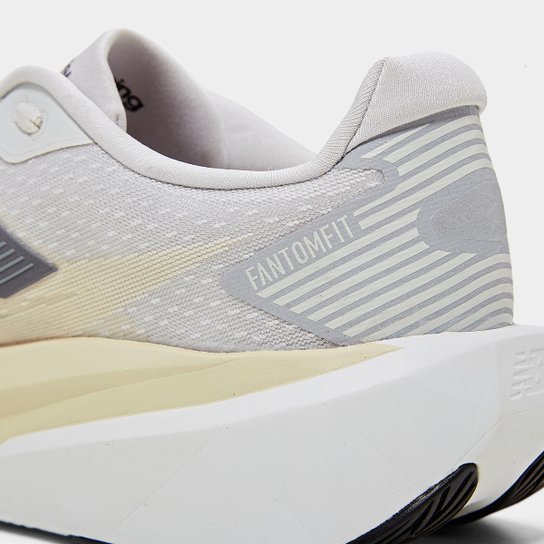 Tênis New Balance Fuelcell Rebel V5 Masculino