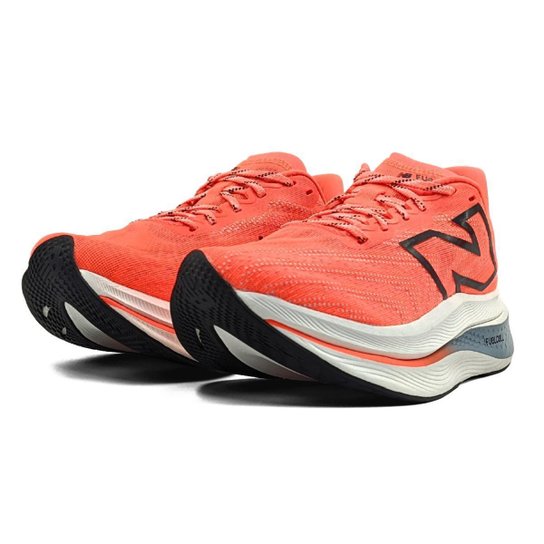 Tênis New Balance Fuelcell Supercomp Trainer V2 Feminino