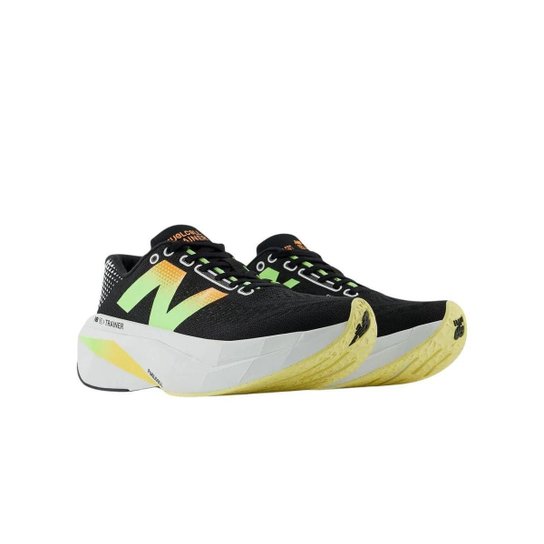 Tênis New Balance Fuelcell Supercomp Trainer V3 Feminino Preto+Verde