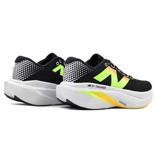 Tênis New Balance FuelCell Supercomp Trainer V3 Feminino