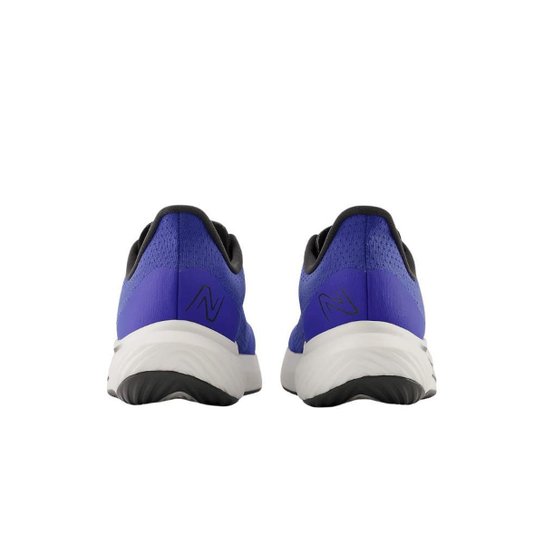 Tênis New Balance FuellCell Rebel v3 Masculino