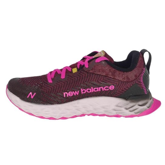 Tênis New Balance Hierro V6 Corrida de Trilha Feminino