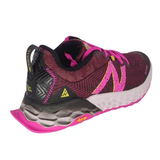Tênis New Balance Hierro V6 Corrida de Trilha Feminino
