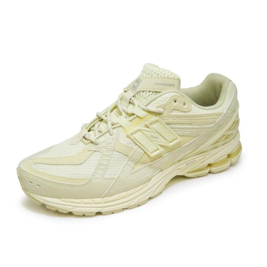 Tênis New Balance M1906NK Bege