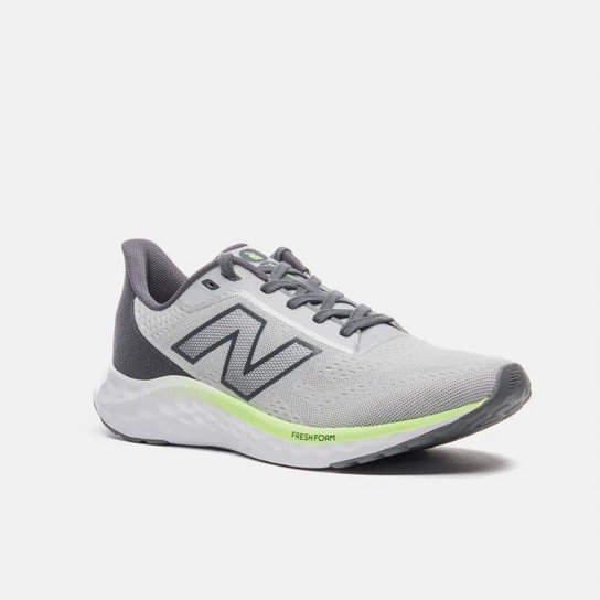 Tenis New Balance Marishiv 4 Masculino