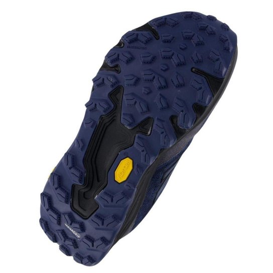 Tênis New Balance Masculino Hierro V8