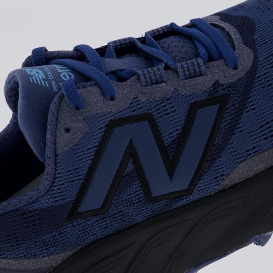 Tênis New Balance Masculino Hierro V8