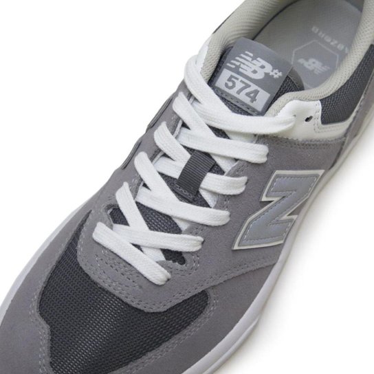 Tênis New Balance NM574VGY Cinza
