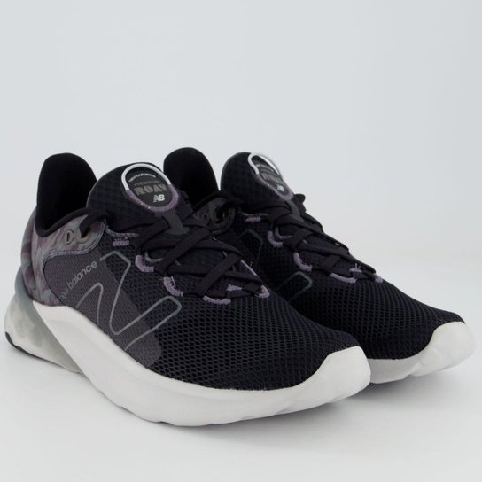Tênis New Balance Roav V2 Preto