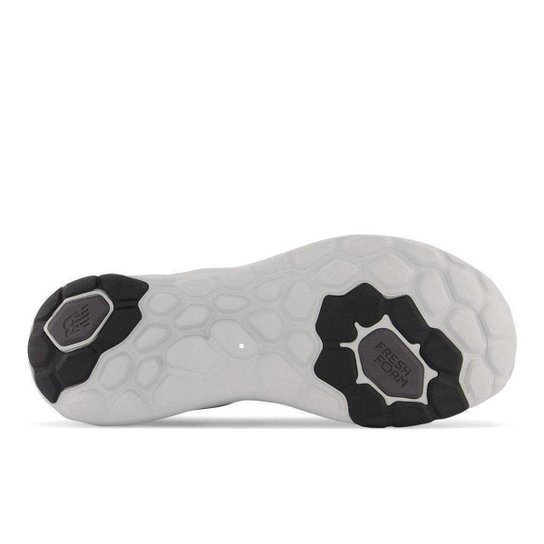 Tênis New Balance Roav V2