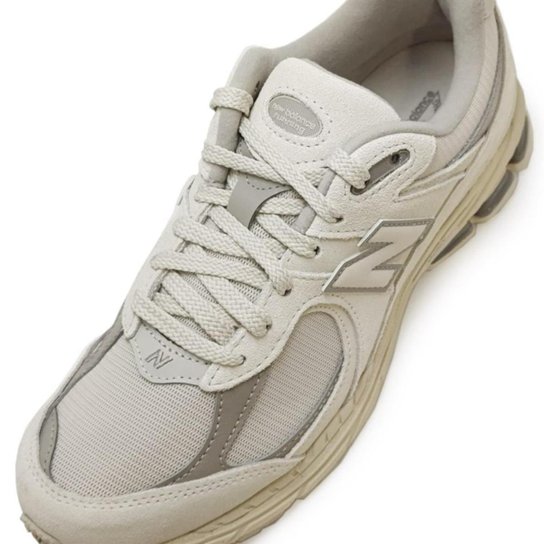 Tênis New Balance U2002RBE